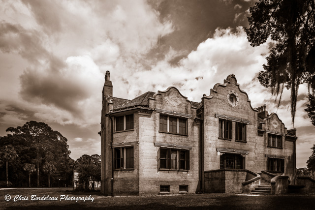 Hollybourne, built in 1890, BY Charles Stewart Maurice, in the early Mediterranean revival style. This home housed the only family to be associated with the Jekyll Island club from its inception to its dissolution in 1948.